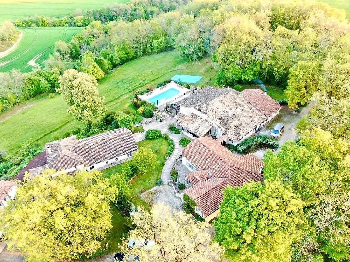 Guest house Gites De Las Razes Touffailles