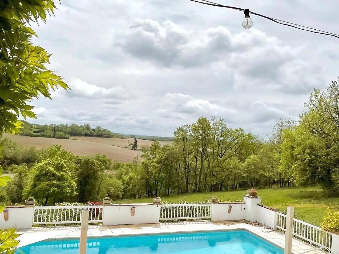 Guest house Gites De Las Razes Touffailles